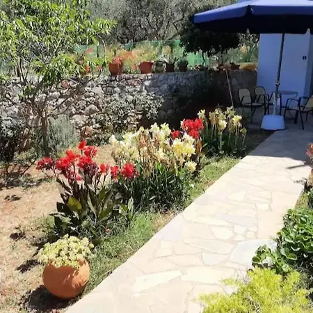 Anthoula's Cozy, Sunny Apartment!! Apartment Stoupa