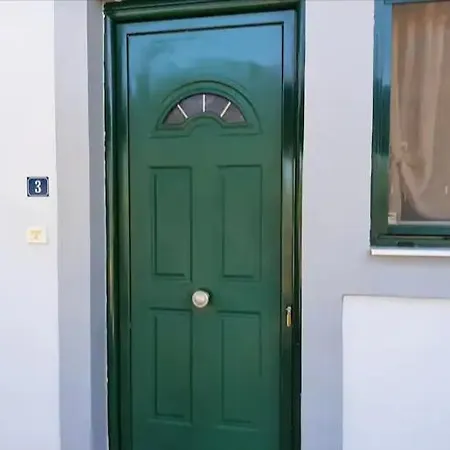 아파트 Anthoula's Cozy, Sunny Apartment!! 스투파
